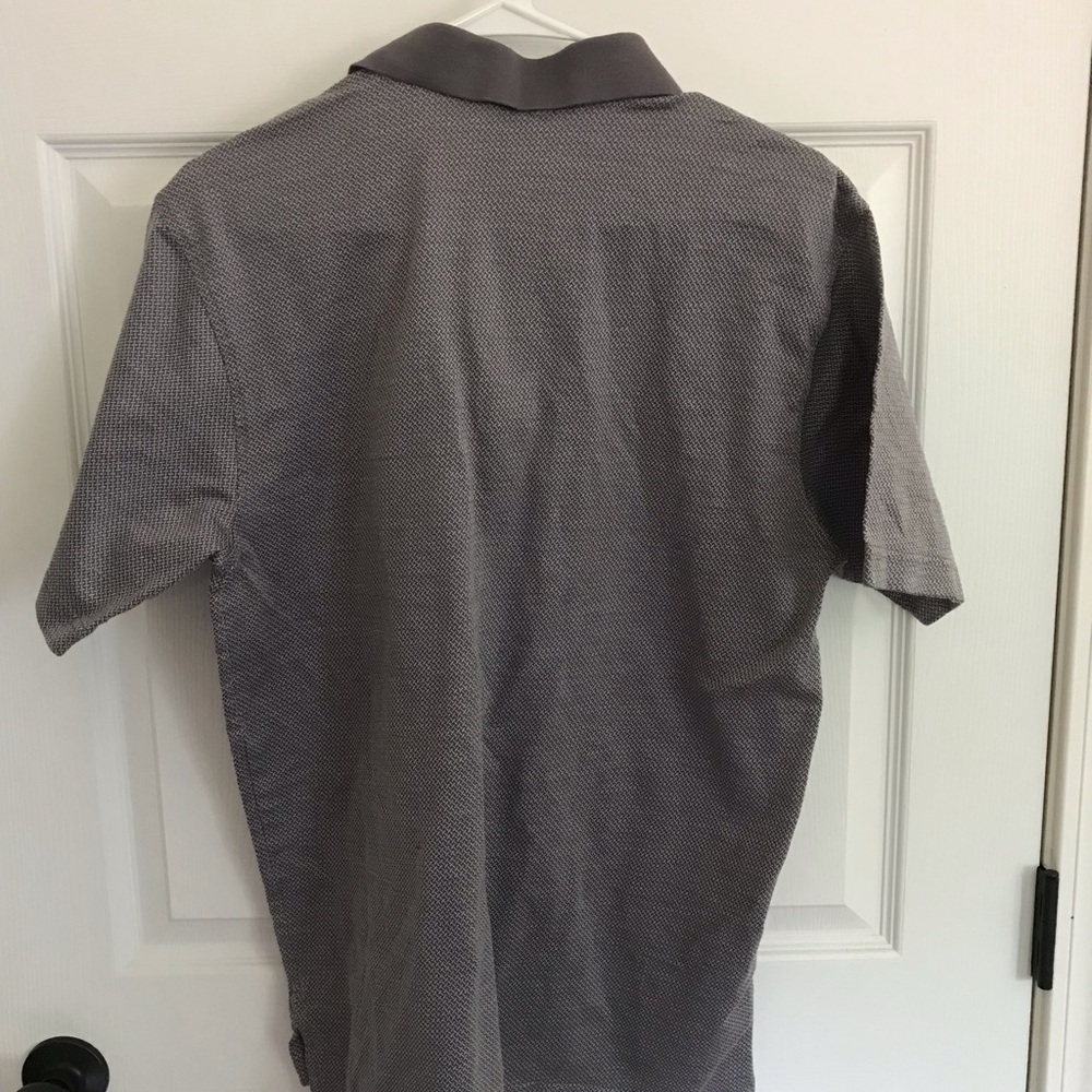 Peter Millar golf polo size Medium - Picture 2 of 2